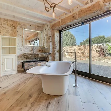Petit Bijoux By Rentallorca Holiday home *